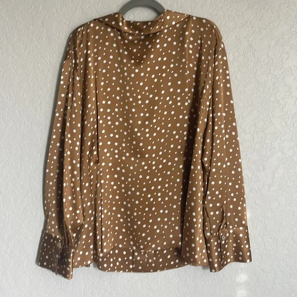 NWT Vince Tossed Dot Button-front Silk Blouse In Brown - Picture 8 of 14